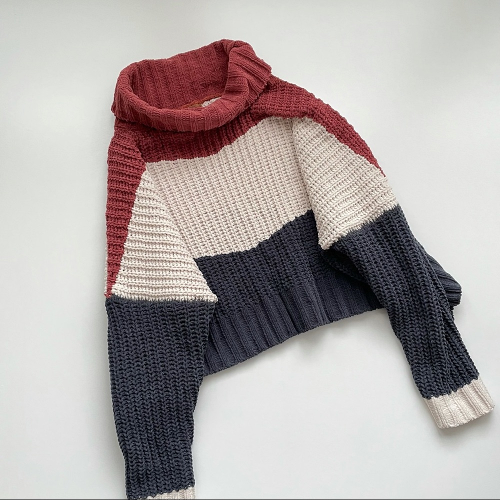 POL Clothing Women's Sweater Size S Colorblock Super Soft long sleeve Knitted